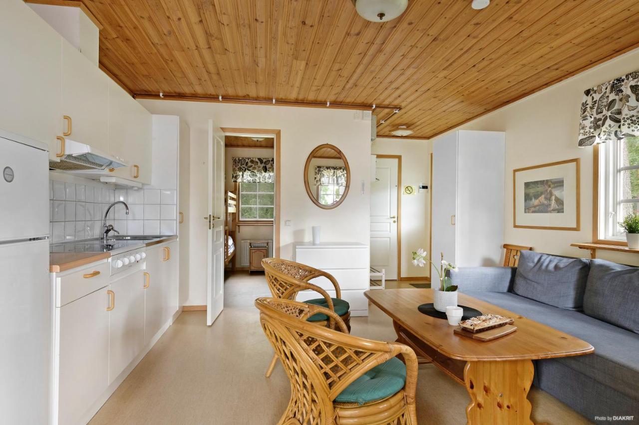 First Camp Mellsta-Borlaenge Hotel Bagian luar foto