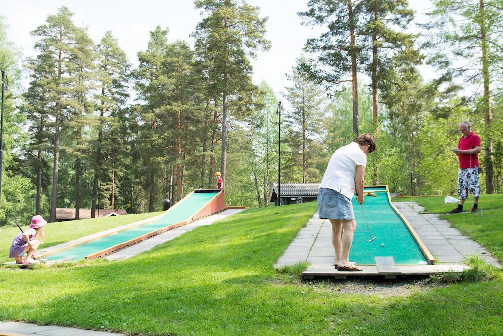 First Camp Mellsta-Borlaenge Hotel Bagian luar foto