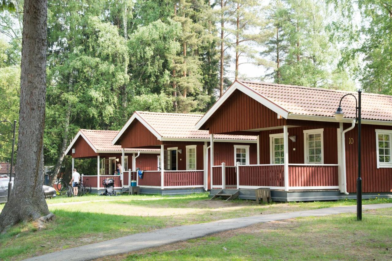 First Camp Mellsta-Borlaenge Hotel Bagian luar foto